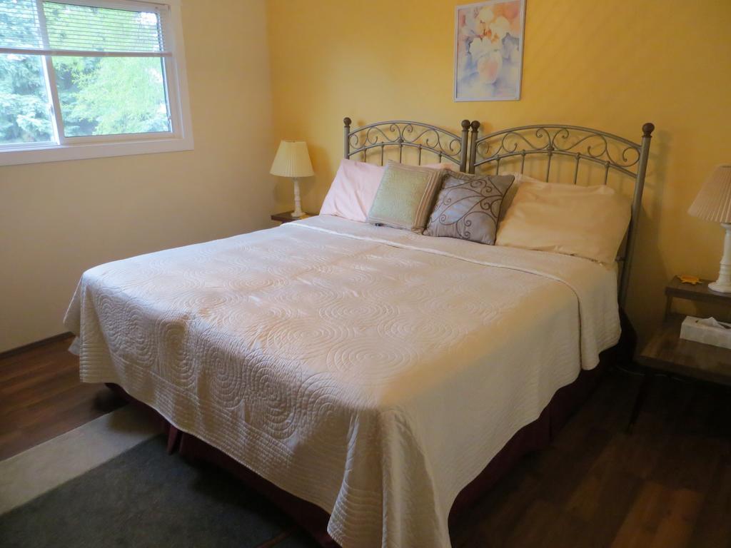 Wild Rose Bed & Breakfast 새스커툰 객실 사진