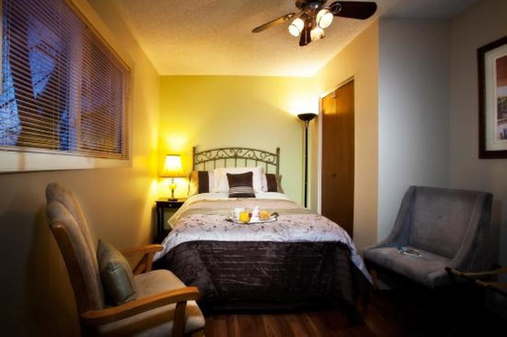 Wild Rose Bed & Breakfast 새스커툰 객실 사진